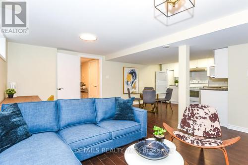 Lower unit - living area - 970 Shamir Avenue, Ottawa, ON - Indoor Photo Showing Living Room