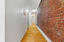 Hall d'entrée/Vestibule - 2-327 Av. Melville, Westmount, QC  - Indoor Photo Showing Other Room 
