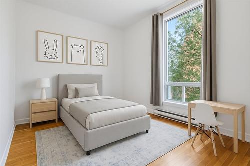 Chambre à coucher - 2-327 Av. Melville, Westmount, QC - Indoor Photo Showing Bedroom