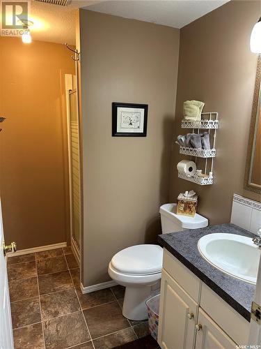 228 6Th Avenue N, Big River, SK - Indoor Photo Showing Bathroom