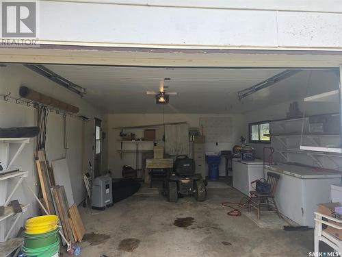 200 Railway Avenue N, Norquay, SK - Indoor Photo Showing Garage