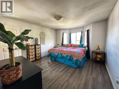 5901 Heritage Drive Unit# 5, Vernon, BC - Indoor Photo Showing Bedroom