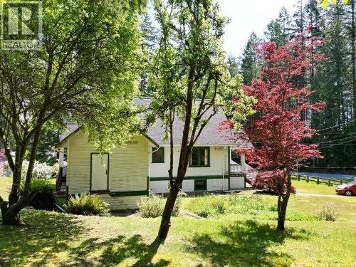 6237 Lund, Powell River, BC - Outdoor