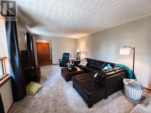 9951 Belmont Road, Prince George, BC - Indoor