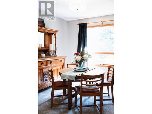 9951 Belmont Road, Prince George, BC - Indoor Photo Showing Dining Room