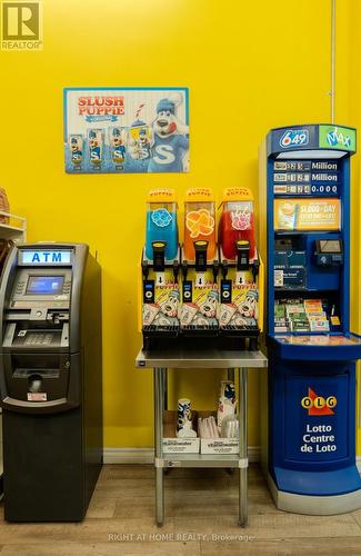 370 Bank Street, Ottawa, ON 