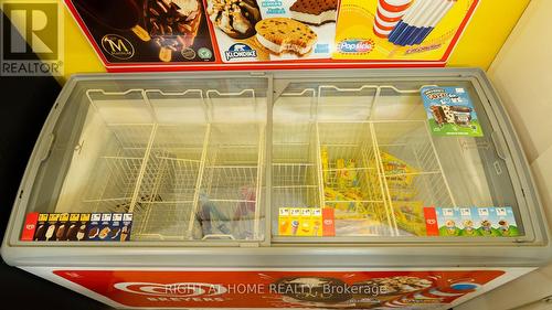 370 Bank Street, Ottawa, ON 