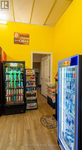 370 Bank Street, Ottawa, ON 