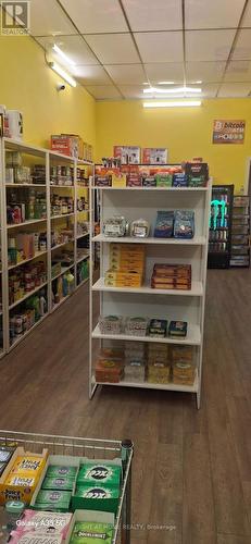 370 Bank Street, Ottawa, ON 