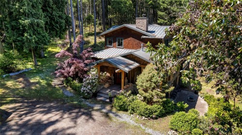260 Little Mountain Rd, Salt Spring, BC 