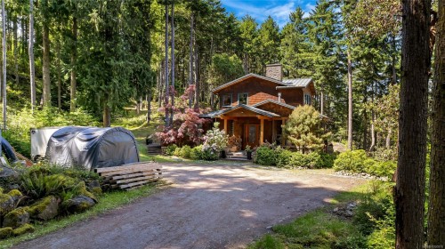 260 Little Mountain Rd, Salt Spring, BC 