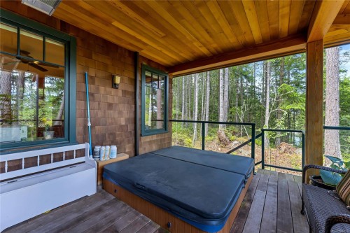 260 Little Mountain Rd, Salt Spring, BC 