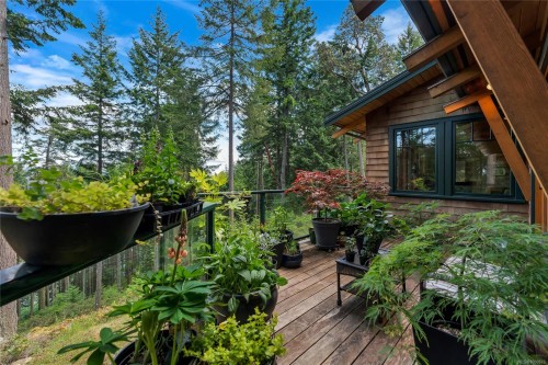 260 Little Mountain Rd, Salt Spring, BC 