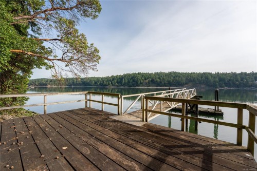260 Little Mountain Rd, Salt Spring, BC 