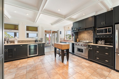 Cuisine - 1402 Ch. Des Pères, Magog, QC - Indoor Photo Showing Kitchen With Upgraded Kitchen