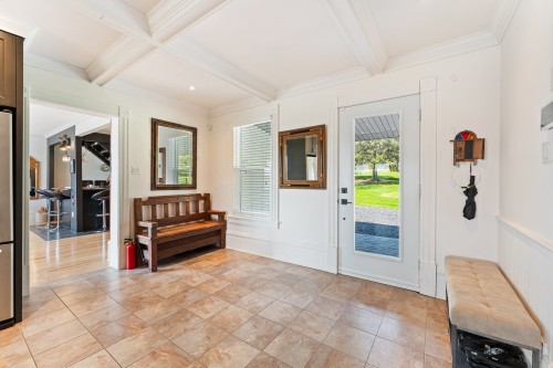Hall d'entrée/Vestibule - 1402 Ch. Des Pères, Magog, QC - Indoor Photo Showing Other Room