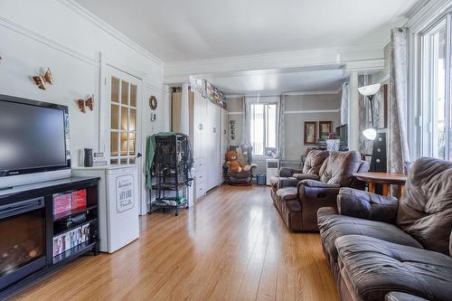 Salon - 1134  - 1138 Rue Renaud, Mascouche, QC - Indoor Photo Showing Living Room