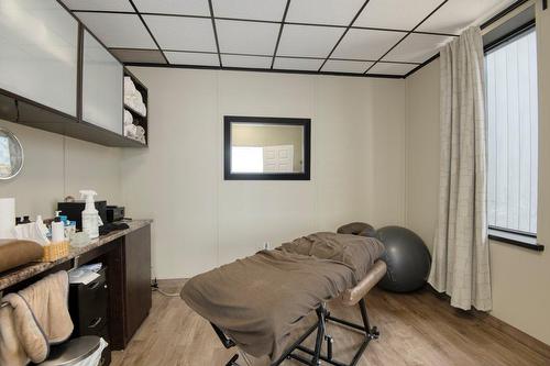 Commerce - 14 Rue Langlois, Granby, QC - Indoor Photo Showing Other Room