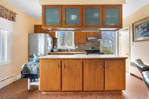 Cuisine - 7696 Boul. Ste-Anne, Château-Richer, QC - Indoor Photo Showing Kitchen