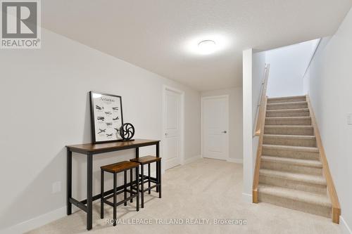 71 Harrow Lane, St. Thomas, ON - Indoor Photo Showing Other Room