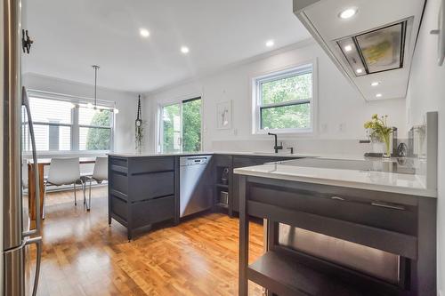 Kitchen - 1245 Rue Laurent-Perreault, Chambly, QC - Indoor Photo Showing Kitchen With Upgraded Kitchen