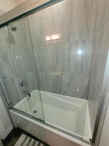 3-461 Des Meurons St, Winnipeg, MB 