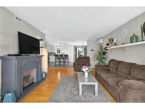 913 Melanson Rd, Dieppe, NB 