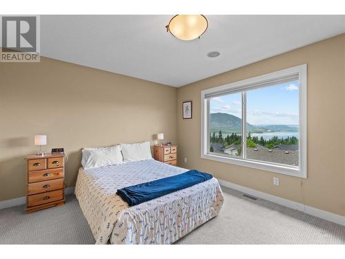 1431 Auto Road Se Unit# 4, Salmon Arm, BC - Indoor Photo Showing Bedroom
