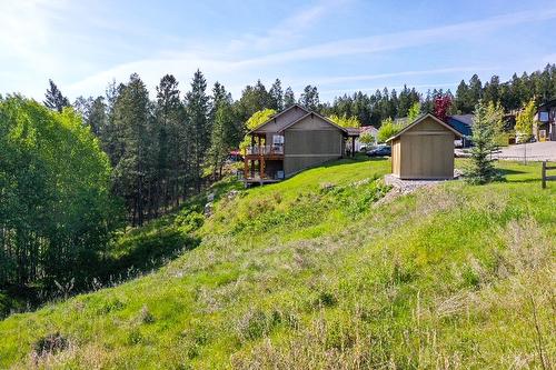2161 Pinetree Place, Invermere, BC - Outdoor