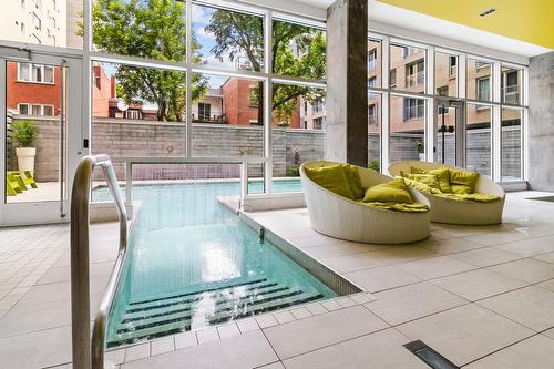 Pool - 2055-1414 Rue Chomedey, Montréal (Ville-Marie), QC -  With In Ground Pool