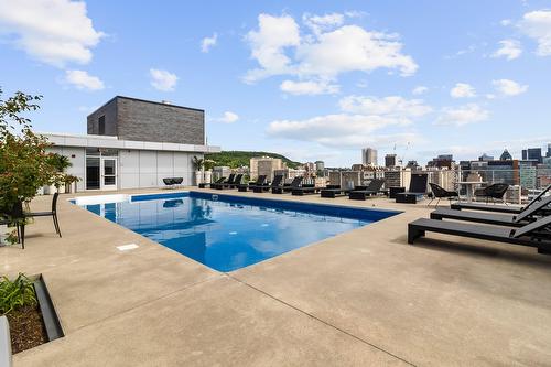 Pool - 2055-1414 Rue Chomedey, Montréal (Ville-Marie), QC - Outdoor With In Ground Pool