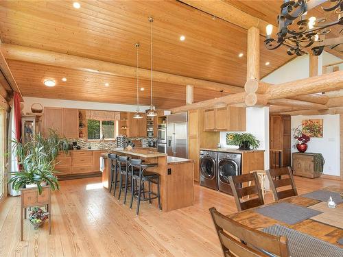 4250 Goldstream Heights Dr, Malahat, BC 