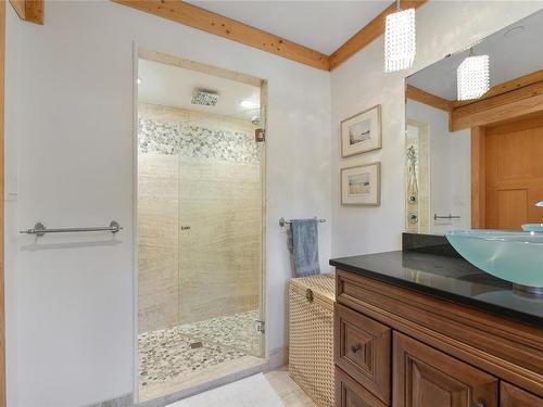 4250 Goldstream Heights Dr, Malahat, BC 