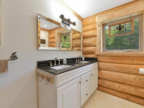 4250 Goldstream Heights Dr, Malahat, BC 