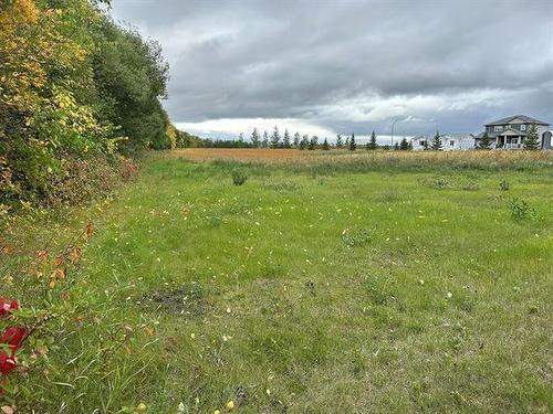 101 Campbell Ave, Lac Du Bonnet, MB 