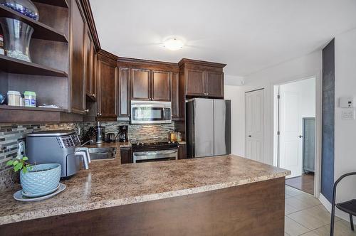 Kitchen - 7936 Boul. Lévesque E., Laval (Duvernay), QC - Indoor Photo Showing Kitchen With Double Sink