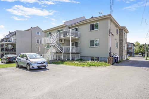 Parking - 7936 Boul. Lévesque E., Laval (Duvernay), QC - Outdoor