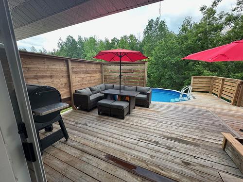 Terrasse - 835 Ch. Kipawa, Témiscaming, QC - Outdoor With Above Ground Pool With Deck Patio Veranda With Exterior