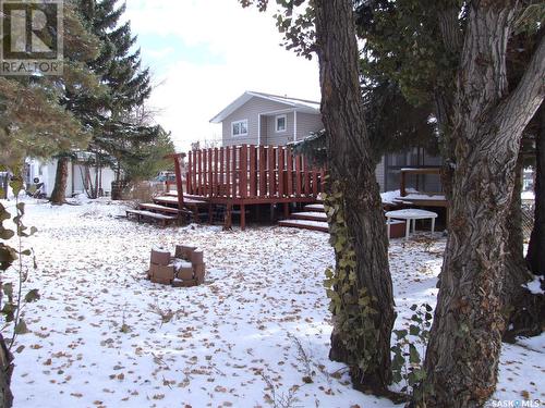 201 8Th Street W, Leader, SK - Outdoor With Deck Patio Veranda