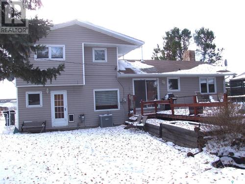 201 8Th Street W, Leader, SK - Outdoor With Deck Patio Veranda