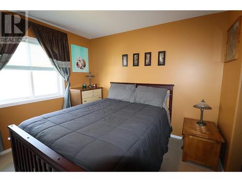 2160 Brycen Place, Grand Forks, BC - Indoor Photo Showing Bedroom