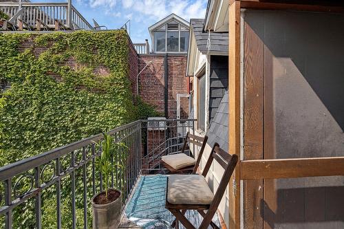 Terrasse - 1-1232 Rue St-Mathieu, Montréal (Ville-Marie), QC -  With Exterior