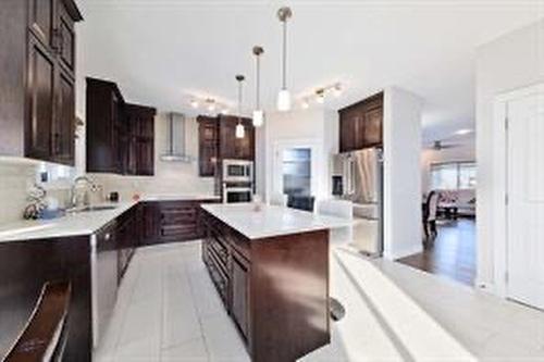 Chestermere, AB - Indoor Photo Showing Kitchen With Upgraded Kitchen