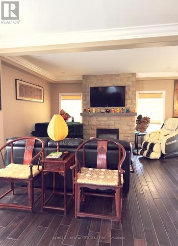 26 STUART AVENUE  Barrie, ON L4M 0A2