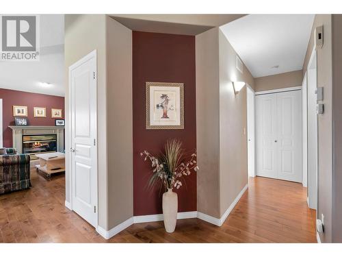 550 Yates Road Unit# 355, Kelowna, BC - Indoor Photo Showing Other Room With Fireplace