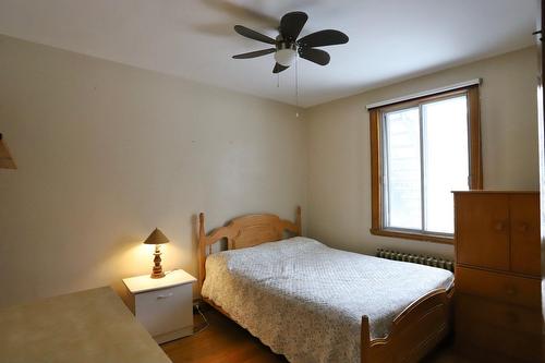Chambre à coucher - 7449 Av. Christophe-Colomb, Montréal (Villeray/Saint-Michel/Parc-Extension), QC - Indoor Photo Showing Bedroom