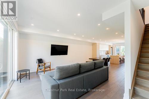 29 Rockmount Crescent, Gravenhurst (Muskoka (S)), ON - Indoor