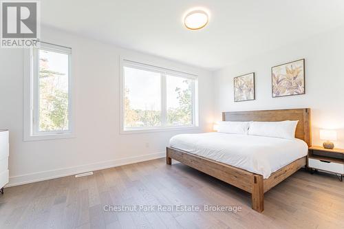 29 Rockmount Crescent, Gravenhurst (Muskoka (S)), ON - Indoor Photo Showing Bedroom
