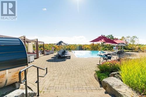 29 Rockmount Crescent, Gravenhurst (Muskoka (S)), ON - Outdoor With In Ground Pool