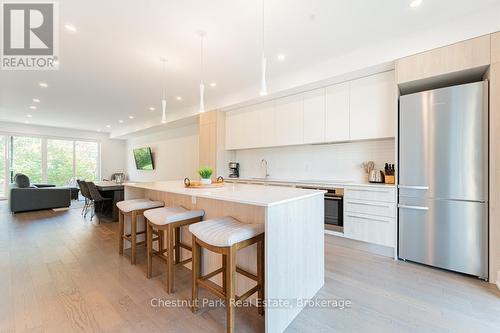 29 Rockmount Crescent, Gravenhurst (Muskoka (S)), ON - Indoor Photo Showing Kitchen With Stainless Steel Kitchen With Upgraded Kitchen